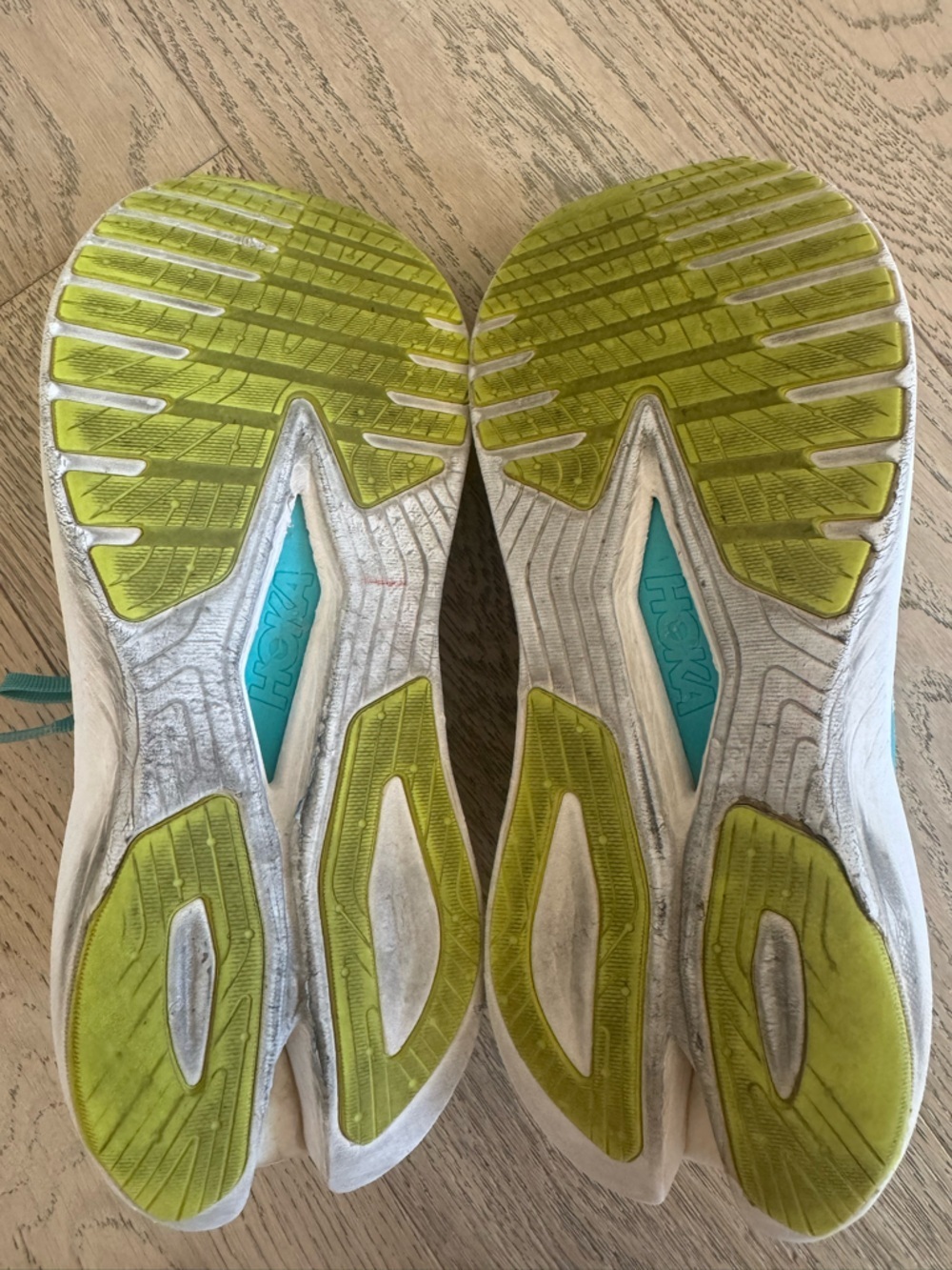 HOKA Women's Mach X Carbon Plated Shoe Size 9 B - Picture 5 of 6